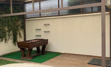 PRIVADA CON PORTON  ELECTRICO