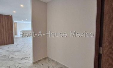 Departamento en Venta en Naucalpan de Juarez Lomas Anáhuac Calle Arquitectura 25-3128 CR