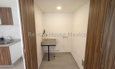 Departamento en  Venta en Calzada San Isidro, Ampliacion Petrolera RU 25-956.