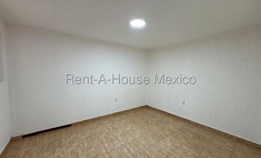 Oficina en Renta en Avenida Azcapotzalco, Centro de Azcapotzalco RU 25-2092.