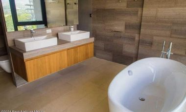 Departamento en Renta en Bosque Real Huixquilucan GIS 25-714