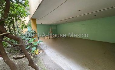Local en  Renta en Santa Mònica Tlalnepantla de Baz ZG 25-2407
