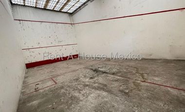 Local Comercial en Renta en Calle Convento de Tepotzotlán,  Santa Mónica RU 25-2507.