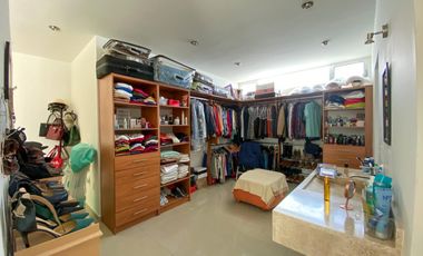 Casa en  Venta En Cumbres Del Lago Juriquilla Con Cuatro Recamaras