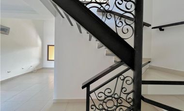 CASA EN VENTA SUNSET COAST 600 M2 DE TERRENO