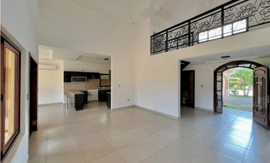 CASA EN VENTA SUNSET COAST 600 M2 DE TERRENO