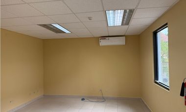 VENTA OFICINA UBICACION EL CARMEN 815.50mtrs EV