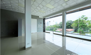 ALQUILER DE LOCAL REMODELADO EN SANTA ELENA STRIP (8)