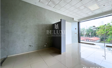 ALQUILER DE LOCAL REMODELADO EN SANTA ELENA STRIP (8)