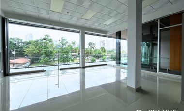 ALQUILER DE LOCAL REMODELADO EN SANTA ELENA STRIP (8)