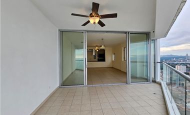 Venta de apartamento en PH Rivage, Avenida Balboa