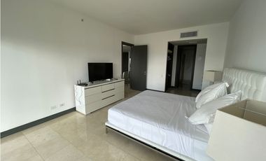 PH TOC - SE VENDE APARTAMENTO AMOBLADO EN PUNTA PACIFICA