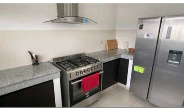 ALQUILER DE CASA EN DAVID 2 RECAMARAS 2 BAÑOS  CERCADA ATRAS