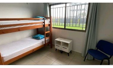 ALQUILER DE CASA EN DAVID 2 RECAMARAS 2 BAÑOS  CERCADA ATRAS