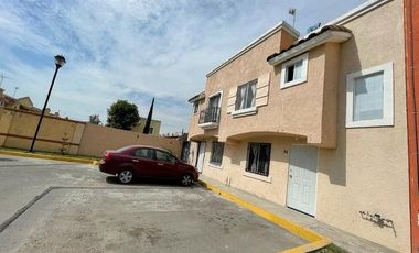 Casa en VENTA en Tecamac Real Granada  ZG 24-2649