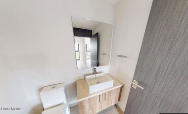 Departamento en Renta en Huixquilucan, Bosque Real  NC. 24-3812