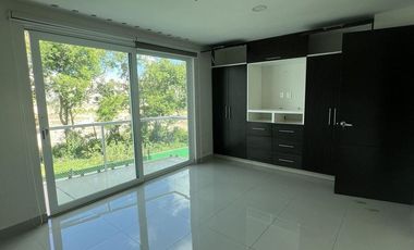 Departamento 3 recámaras en Renta Lagos del Sol, Cancún