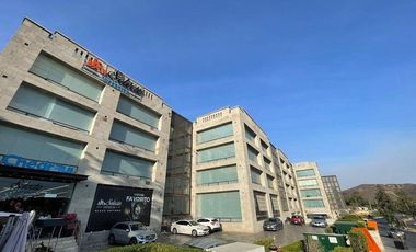 Local Comercial en renta en Zona Esmeralda Atizapan de Zaragoza 24-3507 CR