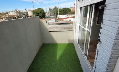 Casa PH en venta en Quilmes Oeste