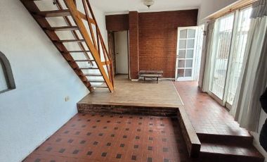 Casa PH en venta en Quilmes Oeste