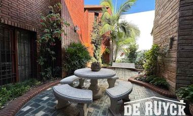 Chalet en venta en Florencio Varela Este