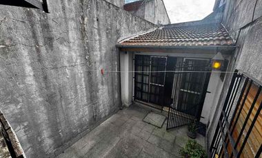 Casa en alquiler en Ramos Mejia Sur