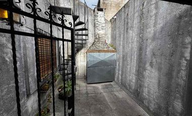 Casa en alquiler en Ramos Mejia Sur