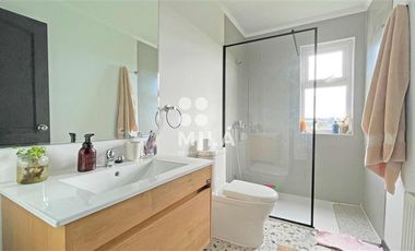 Casa en Venta en En condominio, expedito acceso, seminueva!