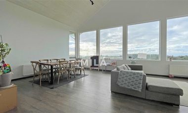 Casa en Venta en En condominio, expedito acceso, seminueva!