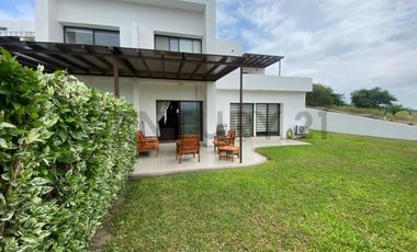 Departamento amoblado en urbanización exclusiva – Montecristi Golf Club