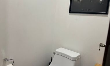 EXCELENTES OFICINAS EN INIGUALABLE UBICACION BRUNO TRAVEN CERCA DE MITIKAH