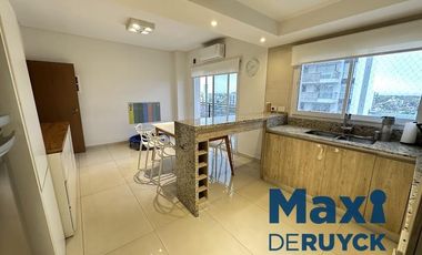Piso de 4 ambientes con cochera, Zona Plaza Conesa