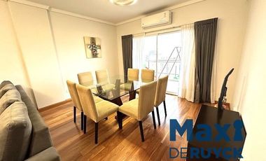 Piso de 4 ambientes con cochera, Zona Plaza Conesa