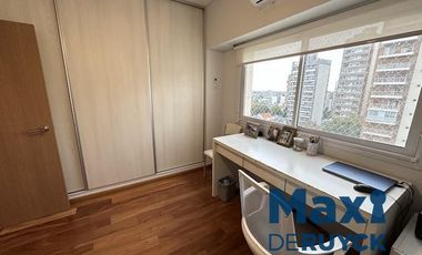 Piso de 4 ambientes con cochera, Zona Plaza Conesa