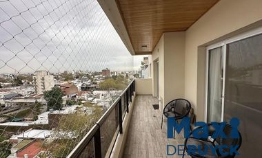 Piso de 4 ambientes con cochera, Zona Plaza Conesa