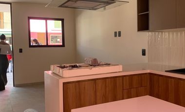 Casa Nueva en Coto en  Tlaquepaque Centro MODELO PARRA