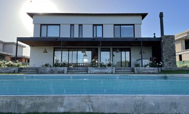 Venta/Alquiler Casa 7 Amb Vista Laguna/Golf en La Calesa, Pilará