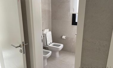 Venta/Alquiler Casa 7 Amb Vista Laguna/Golf en La Calesa, Pilará