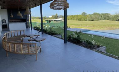 Venta/Alquiler Casa 7 Amb Vista Laguna/Golf en La Calesa, Pilará
