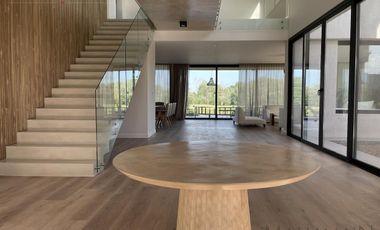 Venta/Alquiler Casa 7 Amb Vista Laguna/Golf en La Calesa, Pilará