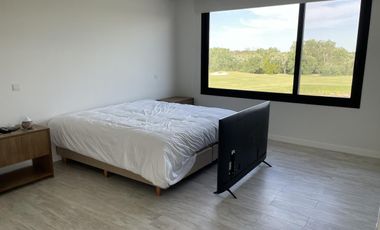 Venta/Alquiler Casa 7 Amb Vista Laguna/Golf en La Calesa, Pilará