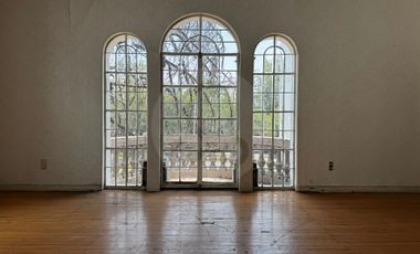 Casa uso de suelo en renta en Lomas de Chapultepec