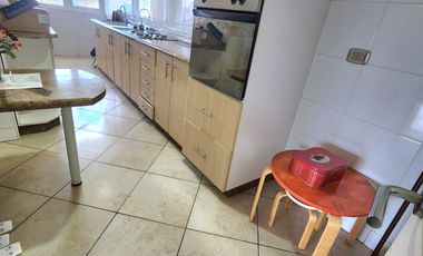 DEPTO FAMILIAR EN CALLE HOLANDESA, ESPACIOSO Y BIEN UBICADO