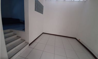 Venta de casa-comercial Estación Hospital prado centro