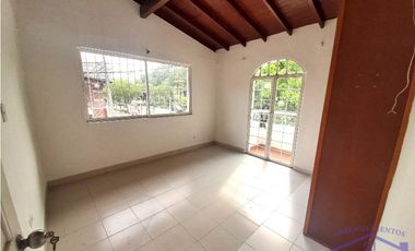 Venta de casa segundo piso en Guayabal Campo Amor