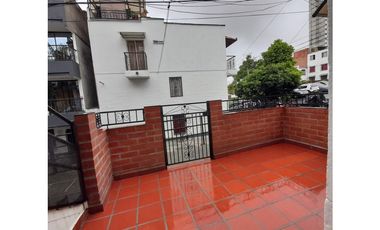 Venta de casa primer piso en Bello