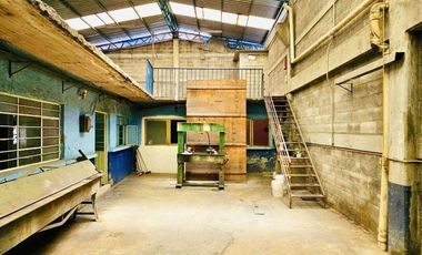 Venta de Bodega con oficinas y uso habitacional en Guadalupe Proletaria