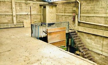 Venta de Bodega con oficinas y uso habitacional en Guadalupe Proletaria