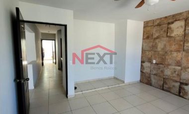 CASA EN VENTA EN EXCLUSIVA FRACCIONAMIENTO SALTILLO 2000