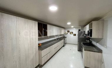 Vendo Casa Unifamiliar - Unidad Cerrada - El Poblado - Medellin.